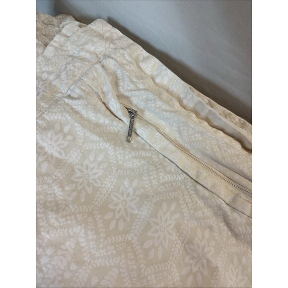 Boll & Branch Signature Floral King/Cal King Ivory 2 Tone Neutral Duvet Cover - Picture 8 of 8